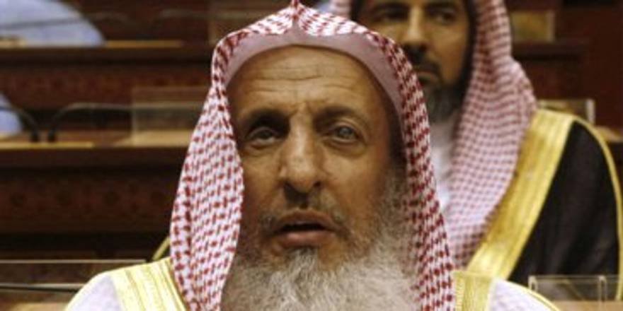 İSRAİL’E KARŞI SAVAŞMANIN CAİZ OLMADIĞI VE HAMAS’IN TERÖR ÖRGÜTÜ OLDUĞU FETVASINI VEREN BİR BAŞ MÜFTÜNÜN ARDINDAN… İSRAİL’E KARŞI SAVAŞMANIN CAİZ OLMADIĞI VE HAMAS’IN TERÖR ÖRGÜTÜ OLDUĞU FETVASINI VEREN BİR BAŞ MÜFTÜNÜN ARDINDAN…