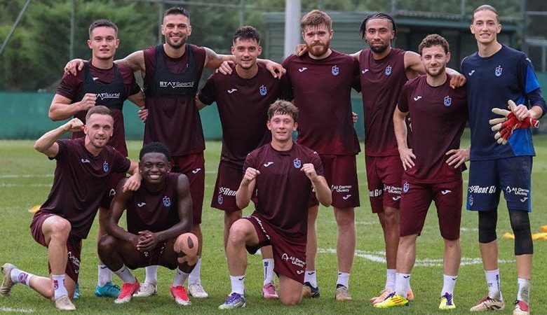 Trabzonspor’un yeni transferi Ernest Muçi ilk antrenmanına çıktı Trabzonspor’un yeni transferi Ernest Muçi ilk antrenmanına çıktı
