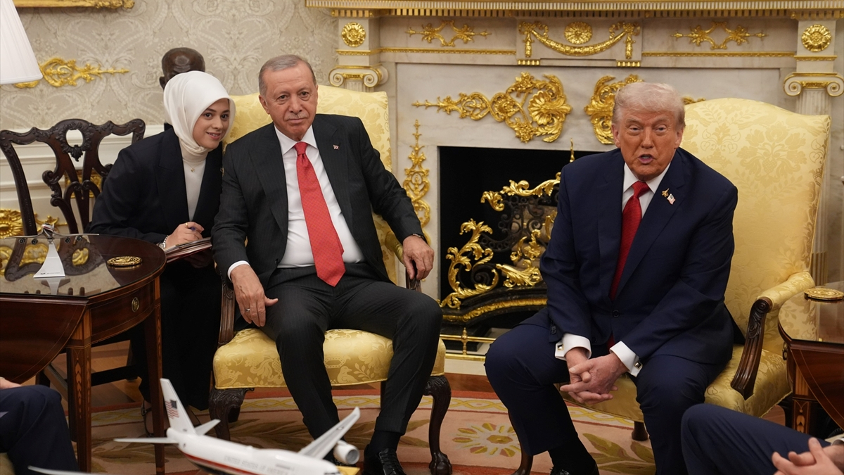 Donald Trump’tan Cumhurbaşkanı Erdoğan’a övgüler: Saygı duyuyorum Donald Trump’tan Cumhurbaşkanı Erdoğan’a övgüler: Saygı duyuyorum