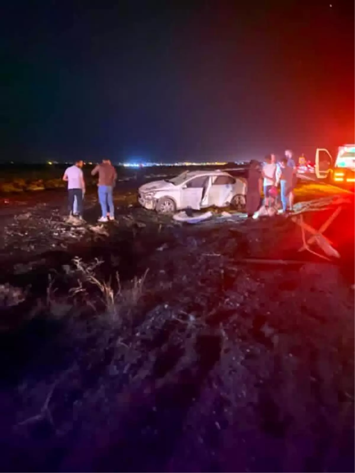 Hilvan’da takla atan otomobilde 3 kişi yaralandı