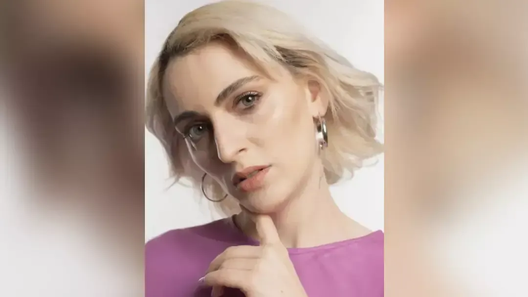 SON DAKİKA Kızılcık Şerbeti dizisinin senaristi Merve Göntem gözaltına alındı