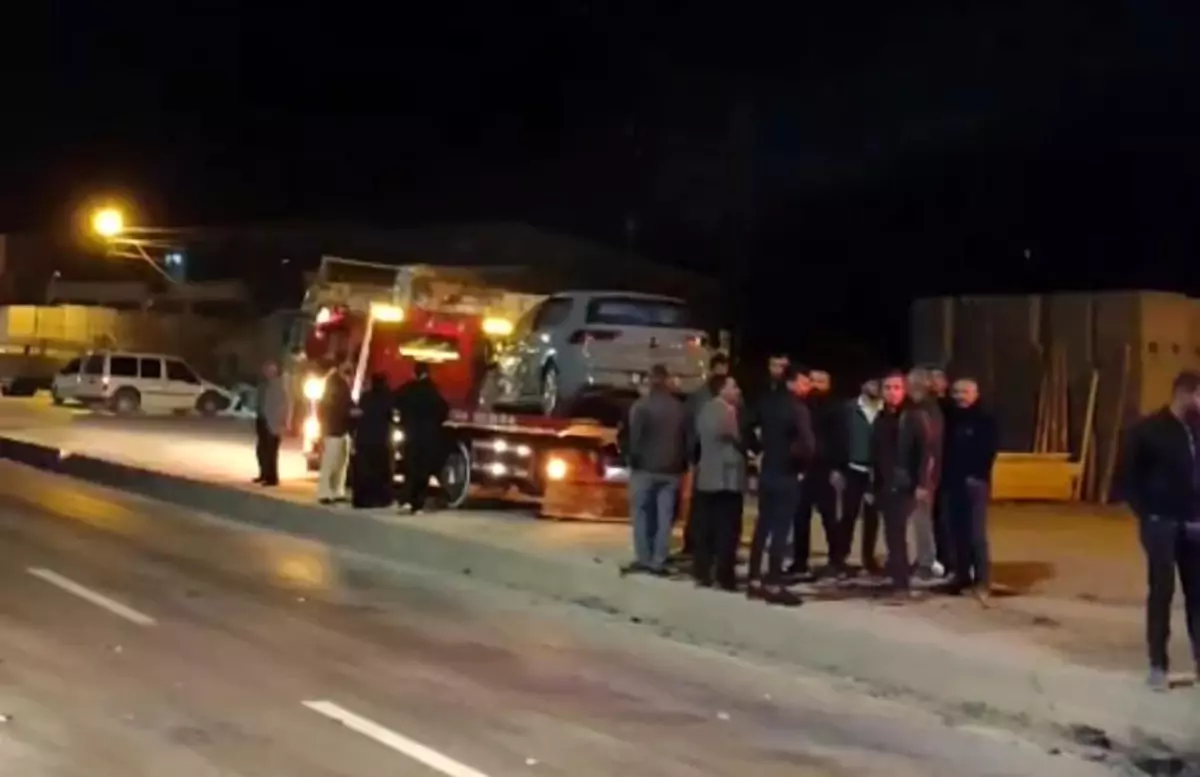 Hakkari’de Trafik Kazası: 5 Yaralı