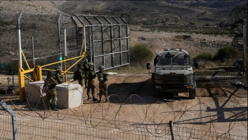 İsrail Askerleri Kasabaya Girdi, HTŞ İzliyor