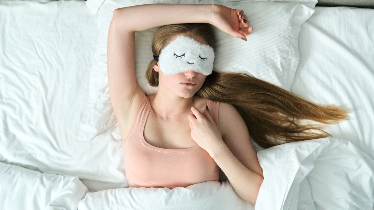 Uyuduğunuz pozisyona dikkat edin: Omurga eğriliğine neden oluyor