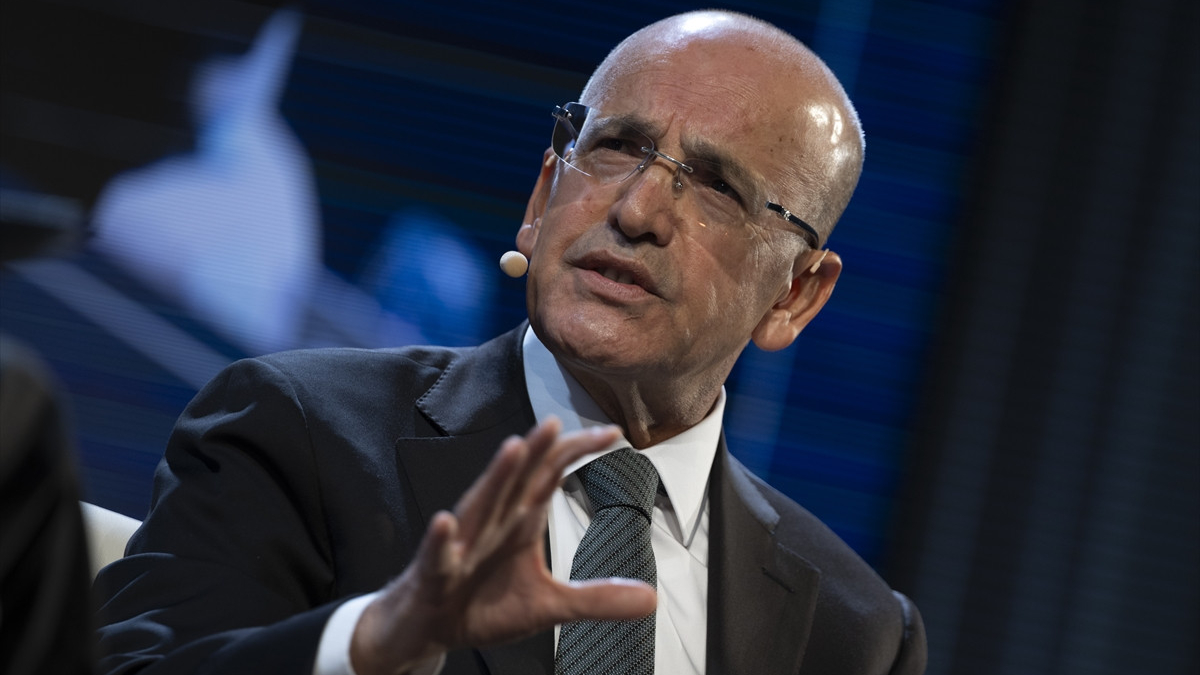 Mehmet Şimşek: Dezenflasyon Süreci İlerliyor Mehmet Şimşek: Dezenflasyon Süreci İlerliyor