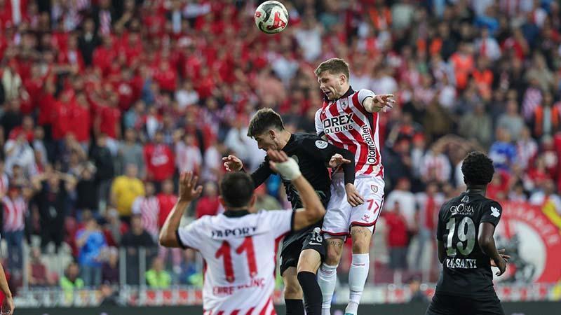 Samsunspor ve Çaykur Rizespor 1-1 Berabere Kaldı