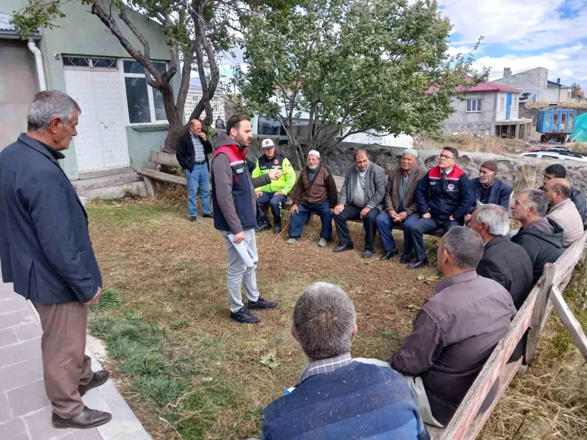Kars’ta Çiftçilere Kuraklık ve İklim Değişikliği Eğitimi Kars’ta Çiftçilere Kuraklık ve İklim Değişikliği Eğitimi