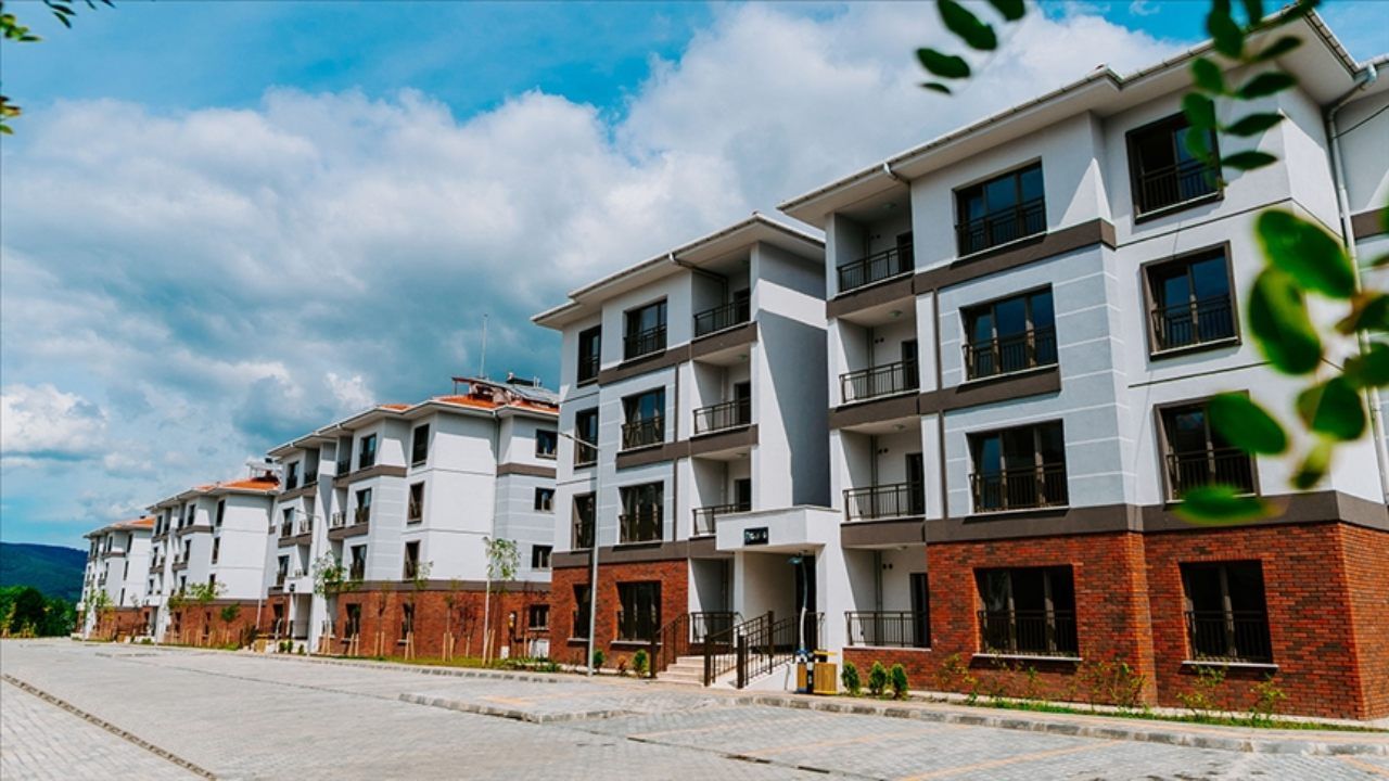 Ankara’da Yüzyılın Konut Projesi’nin Örnekleri Tanıtıldı Ankara’da Yüzyılın Konut Projesi’nin Örnekleri Tanıtıldı