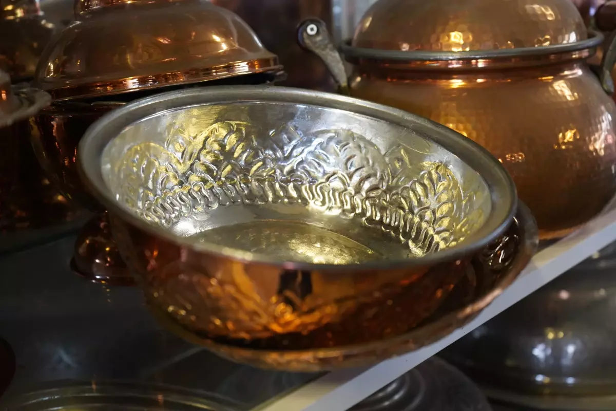 Bakır Kapların Gıda ile Teması Sağlık Riskleri Taşıyor Bakır Kapların Gıda ile Teması Sağlık Riskleri Taşıyor