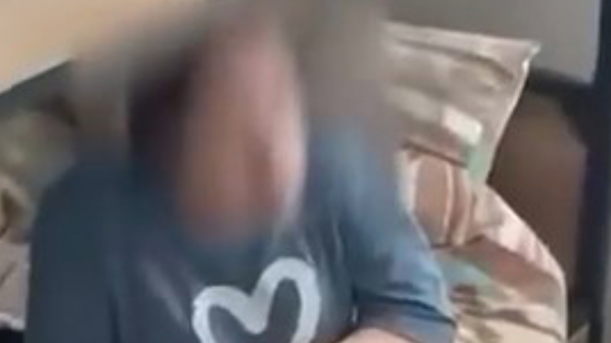 İstanbul Avcılar’da Kız Yurdunda Bıçaklı Kavga: 1 Yaralı İstanbul Avcılar’da Kız Yurdunda Bıçaklı Kavga: 1 Yaralı