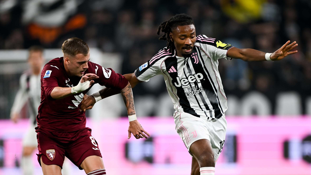 Juventus ve Torino Derbisinde Gol Olmadı Juventus ve Torino Derbisinde Gol Olmadı