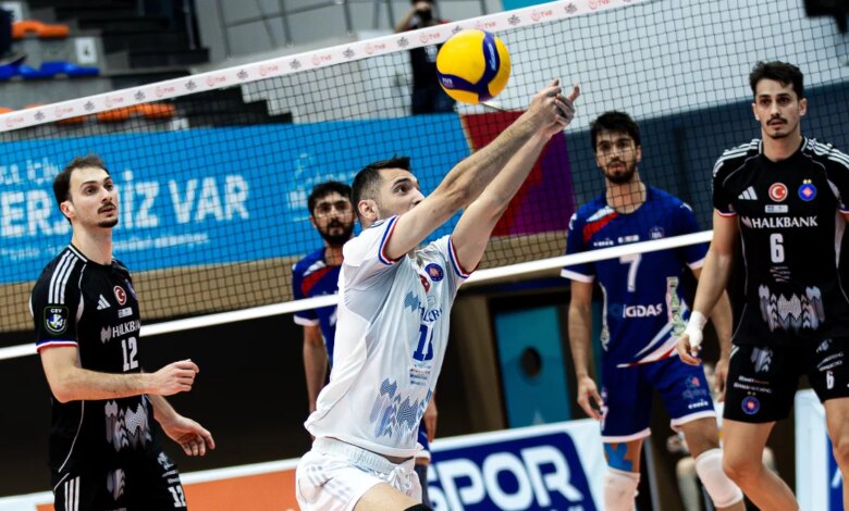 İstanbul Büyükşehir Belediyespor, Halkbank’ı 3-1 Mağlup Etti
