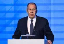 Lavrov: Putin ve Trump görüşmesinden somut sonuç bekliyoruz