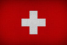 İsviçre halkı zenginlerden daha fazla vergi önerisini